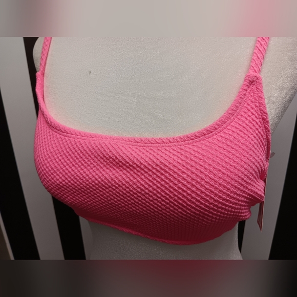 NWT Pink Textured Bikini Top - Picture 2 of 7
